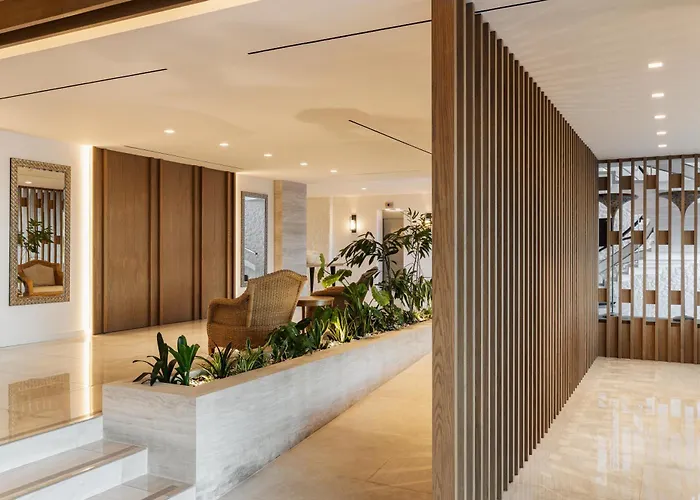 Hotel Divani Corfu Palace 4*