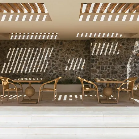 ディバーニ コルフパレス コルフ島