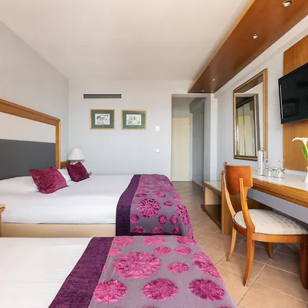 ディバーニ コルフパレス 4* コルフ島